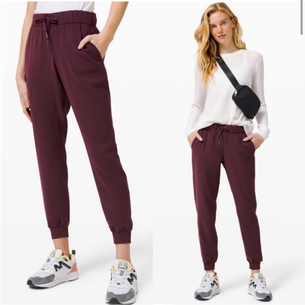 Lululemon Women 6 On the Fly Jogger Pant Luxtreme 25 Cassis Purple Maroon N6